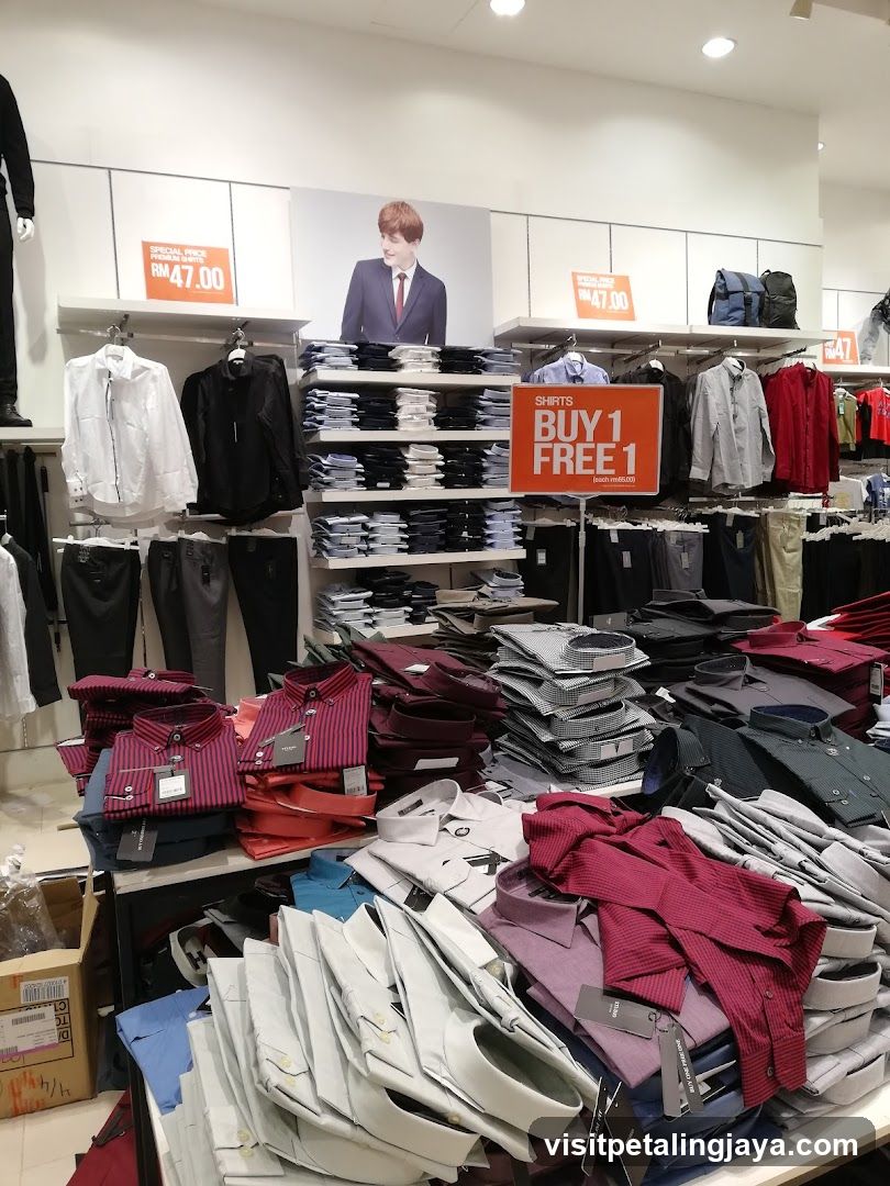 Men's Shirts Display