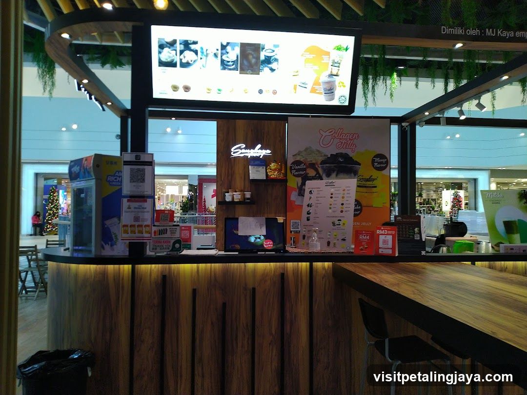 Dessert and Drink Stall