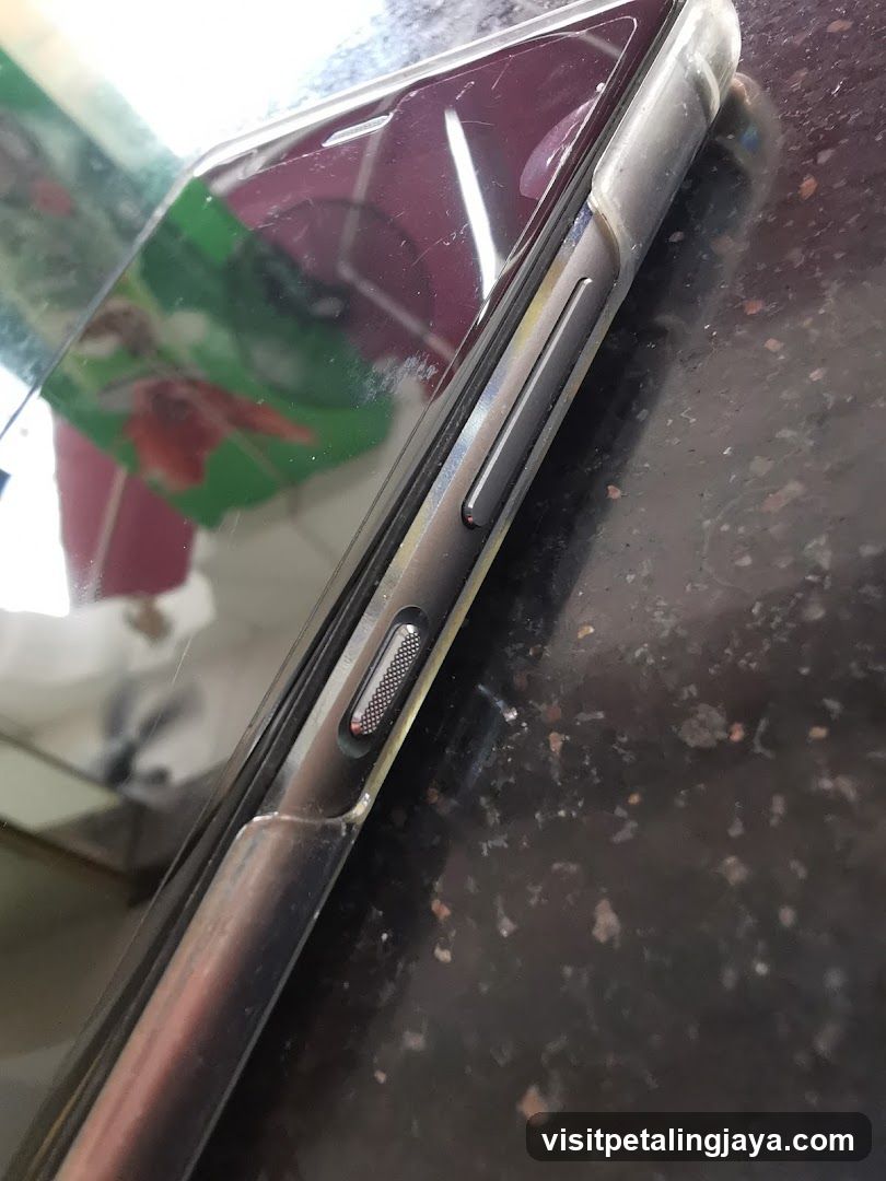Smartphone Side Buttons