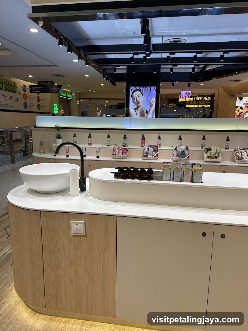 Cosmetics Display
