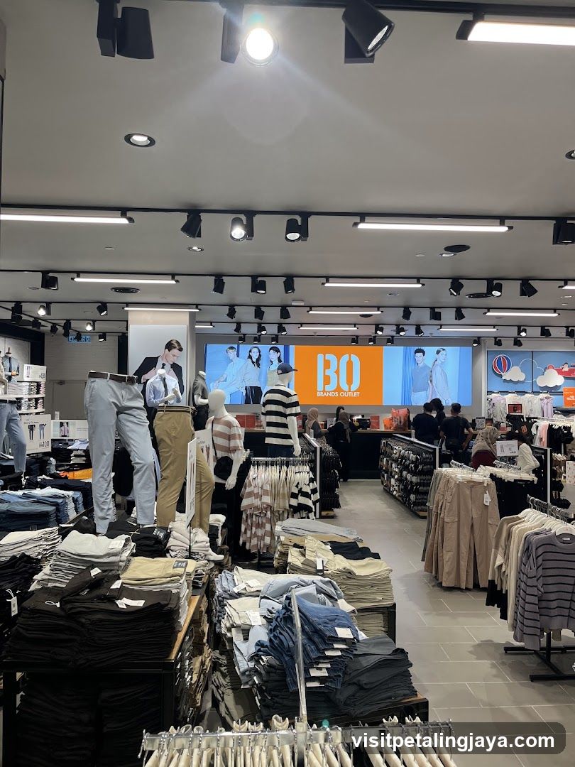 Clothing store interior