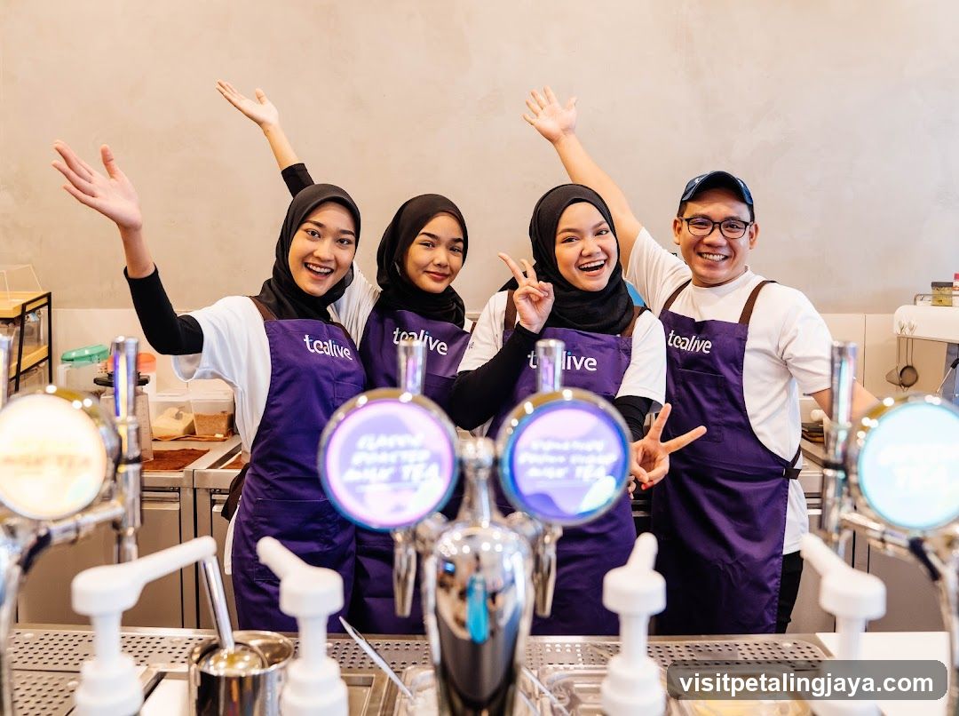 Tealive Staff