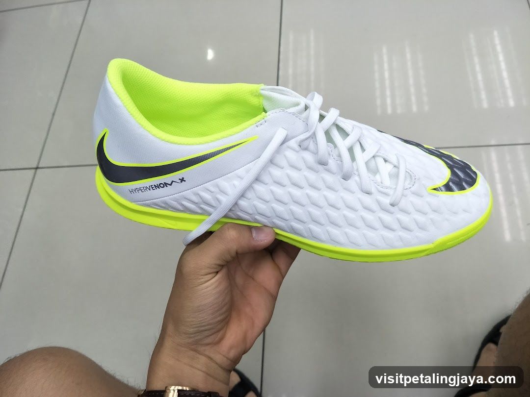 Nike HypervenomX Football Boots