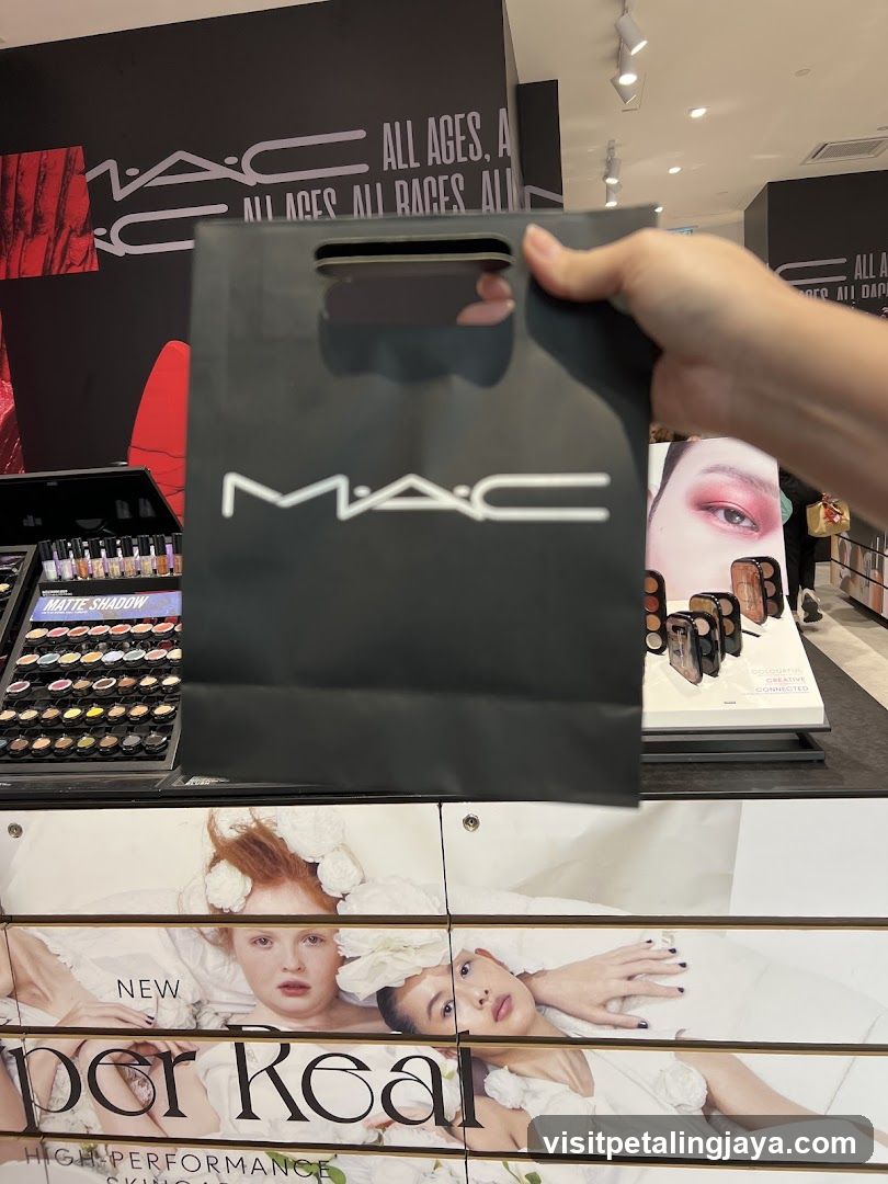 MAC Cosmetics Store Display