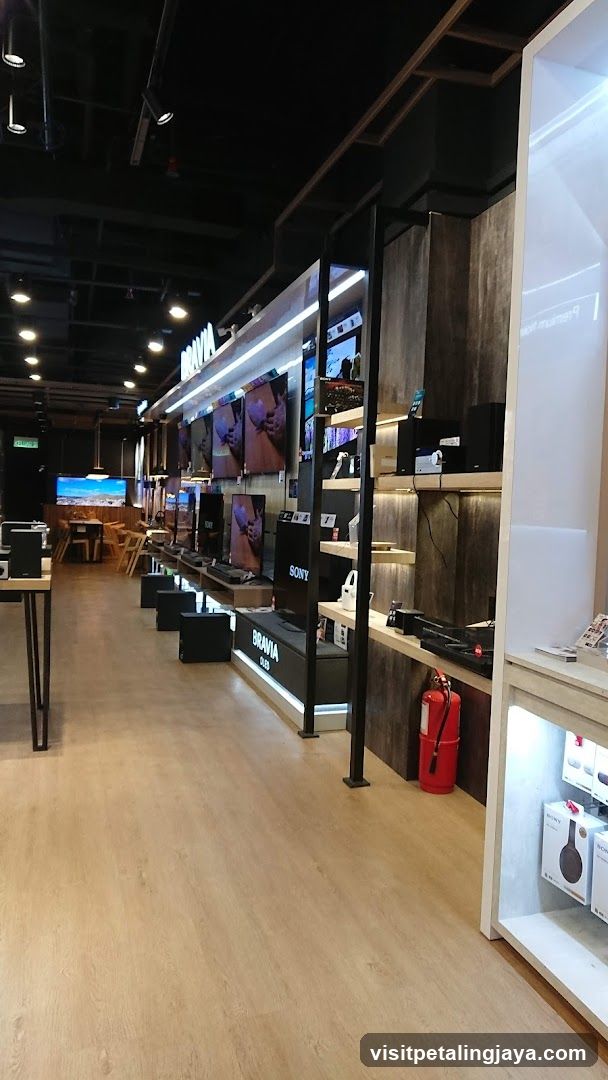 Sony Bravia OLED Store Interior