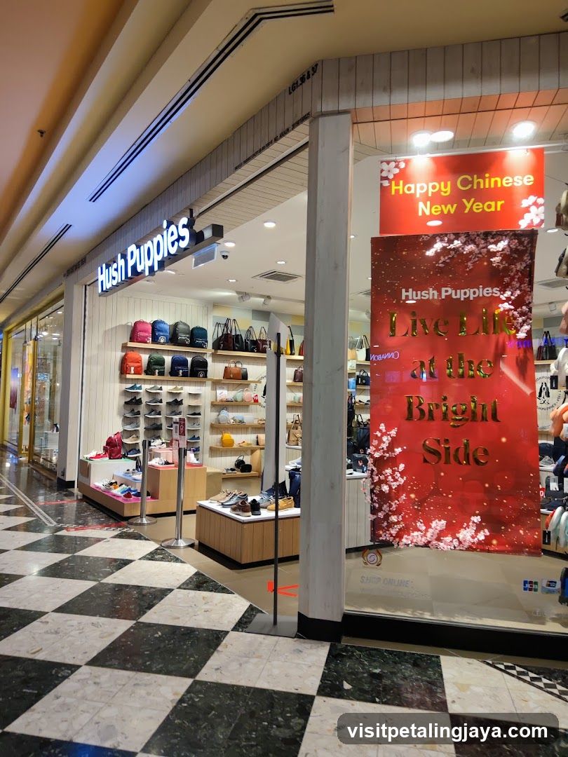 Hush Puppies Storefront