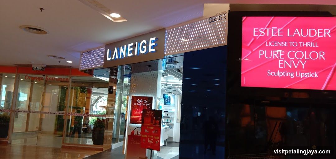 Cosmetics Storefront and Advertisement