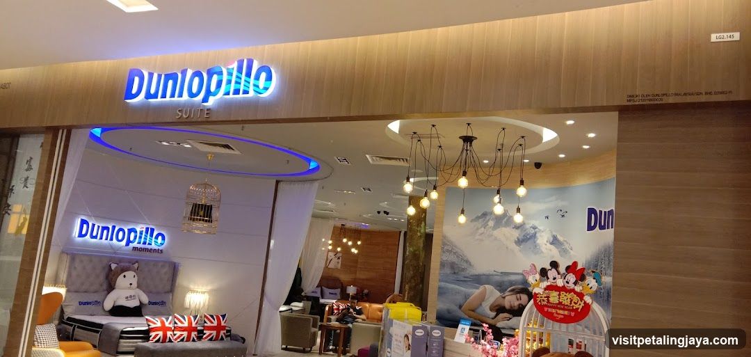 Dunlopillo Suite Store Interior