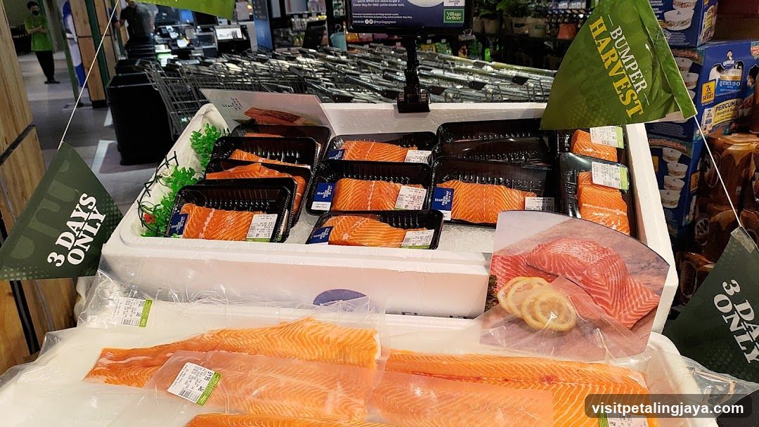 Salmon Display
