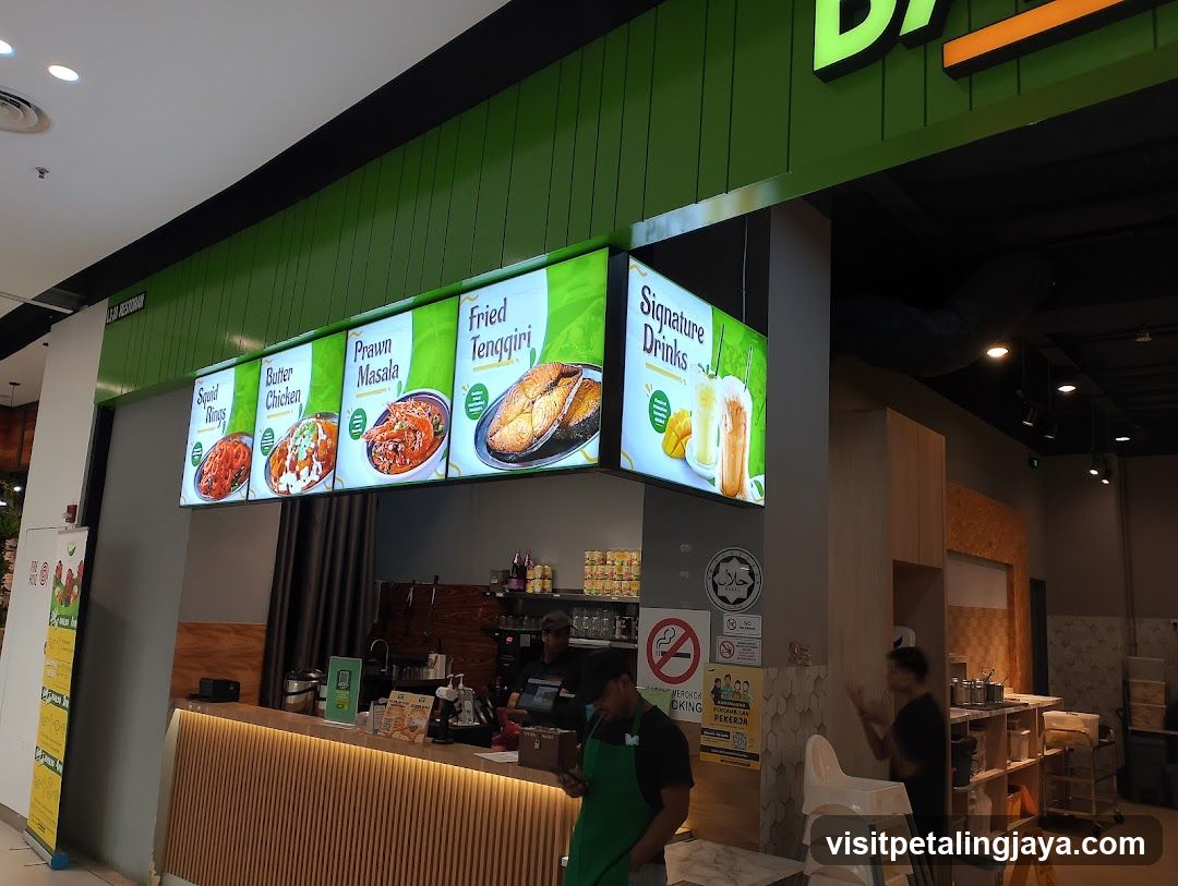 Restaurant Food Display