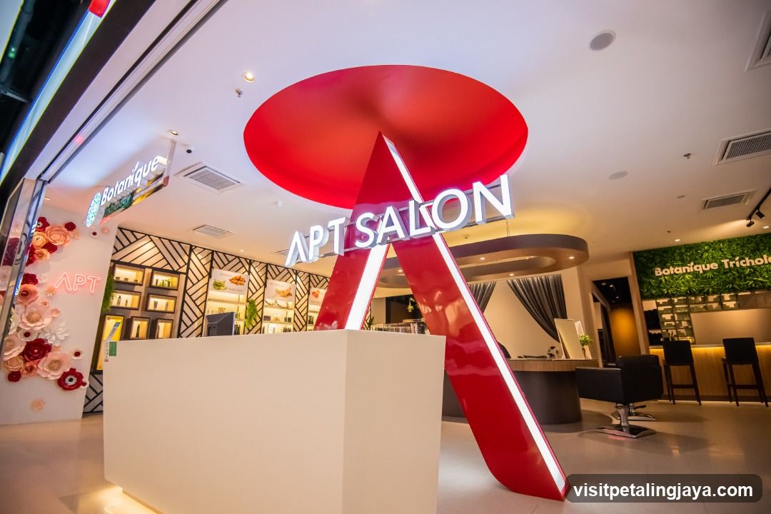 APT SALON Interior