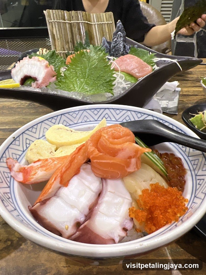 Sashimi and Seafood Bowl