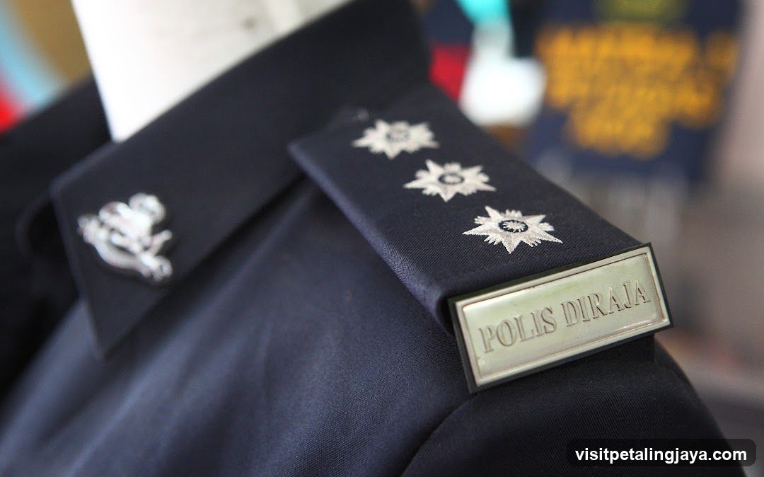 Police Uniform Detail