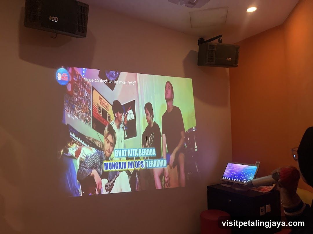 Karaoke Room