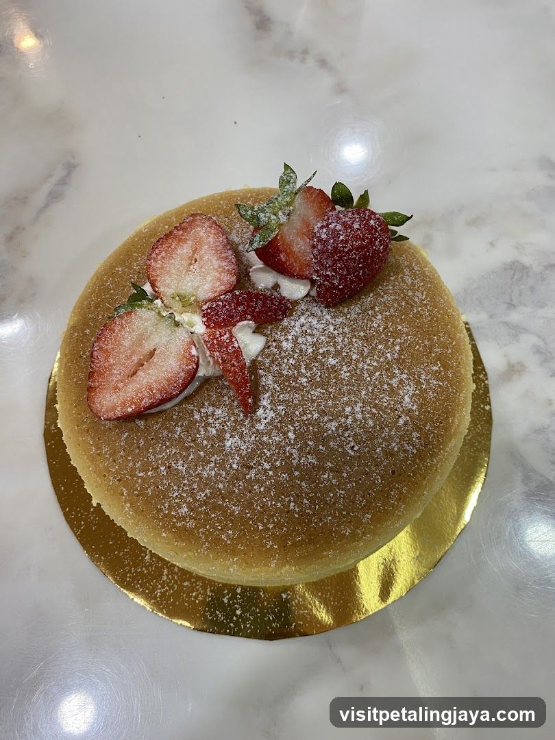 Japanese Cheesecake with Strawberries