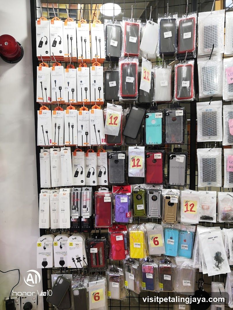 Mobile Phone Accessories Display