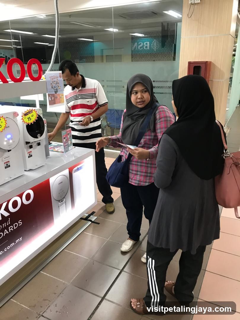 Sales demonstration of water purifiers