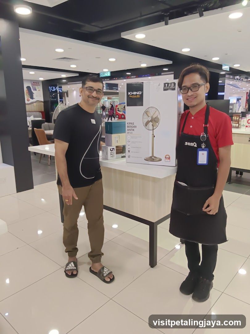 Customer and Staff with Fan Box