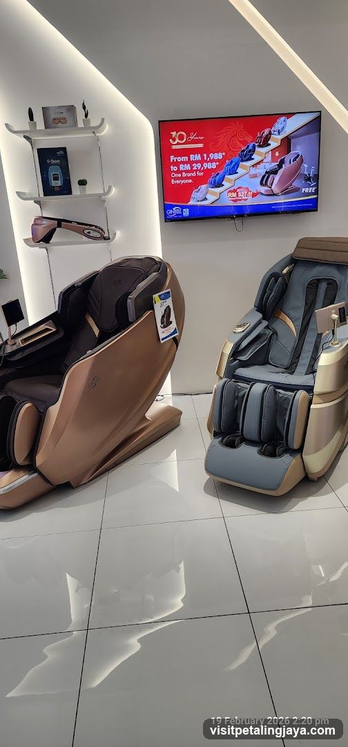 Massage Chairs Display