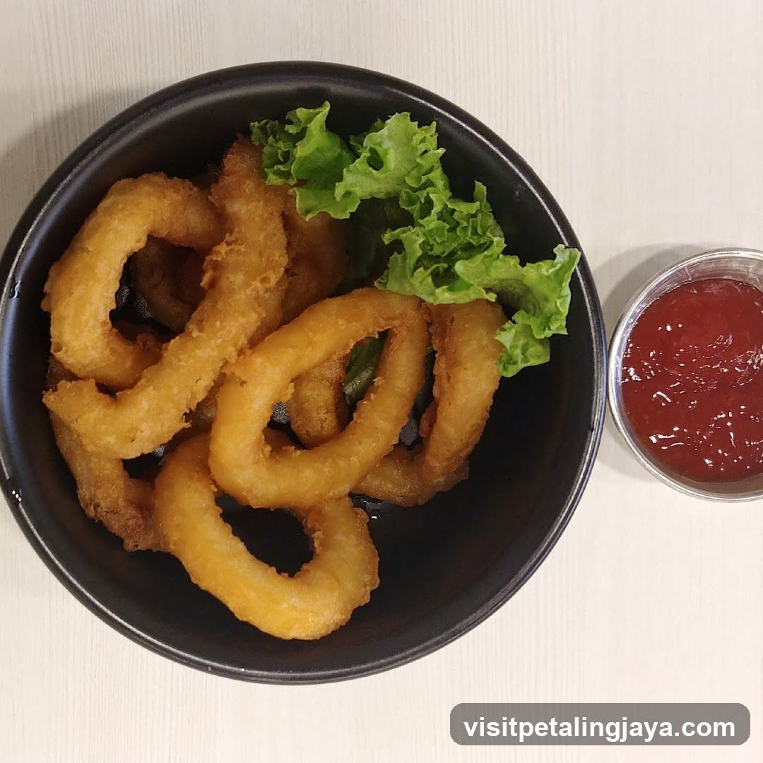 Onion Rings with Ketchup