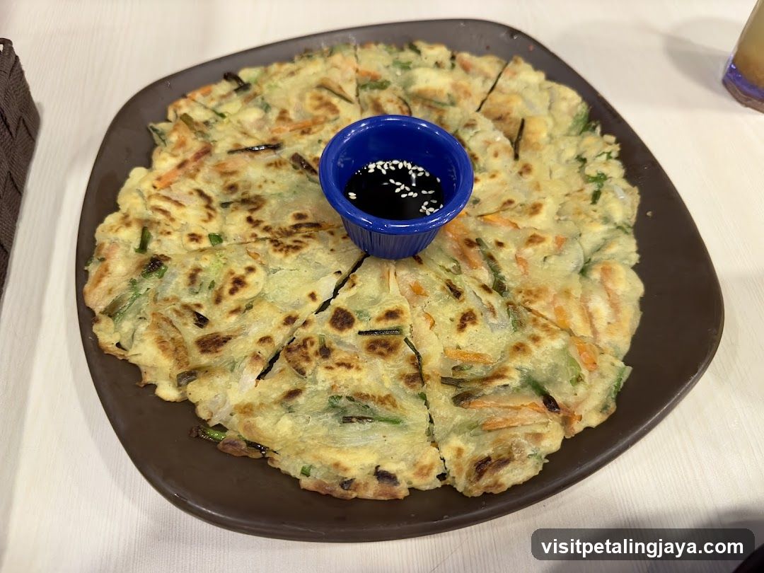 Vegetable Pancake with Dipping Sauce