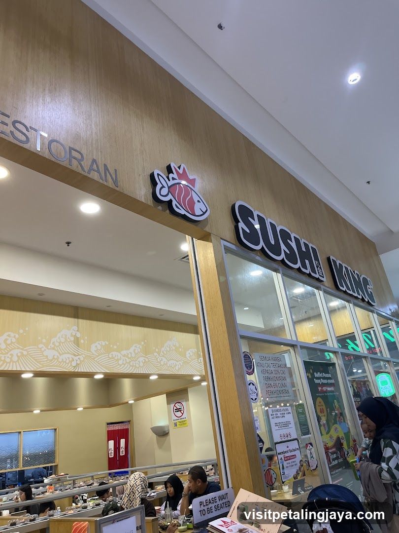 Sushi King Restaurant Interior