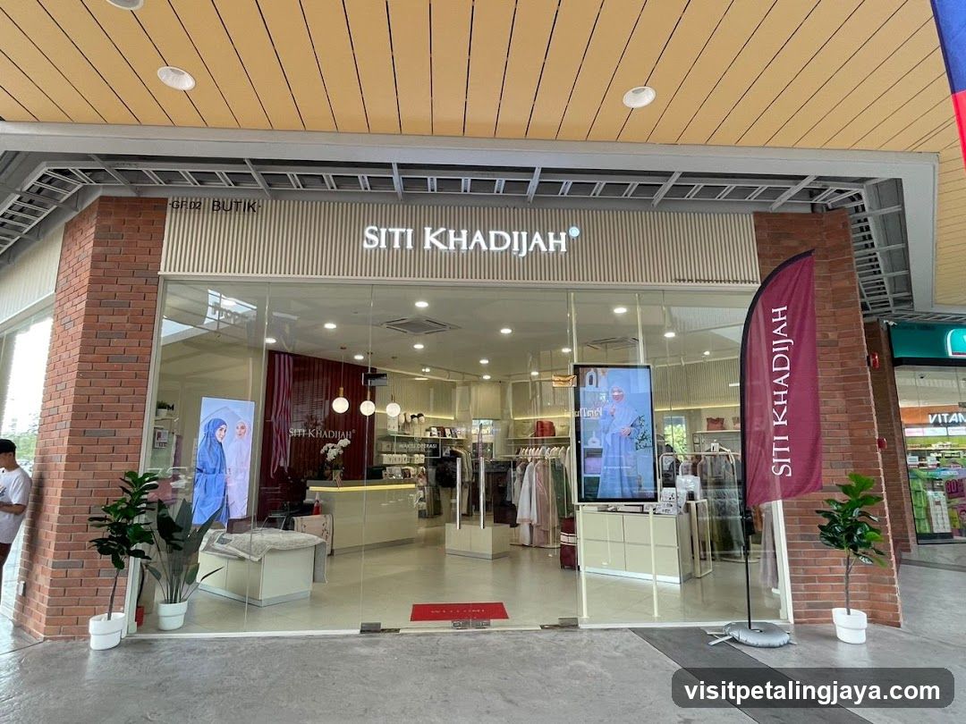 Siti Khadijah Elmina Lakeside Mall