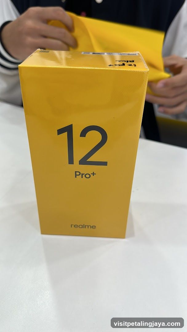 Realme 12 Pro+ Box