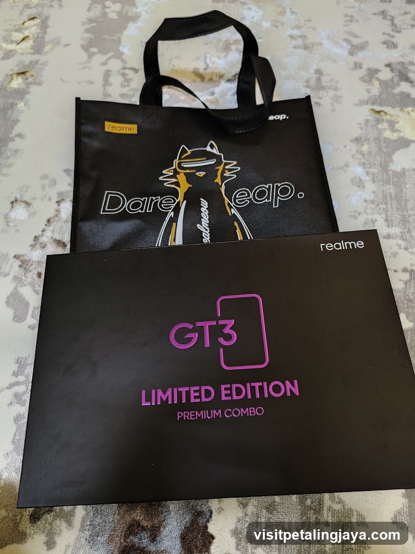 Realme GT3 Limited Edition Premium Combo