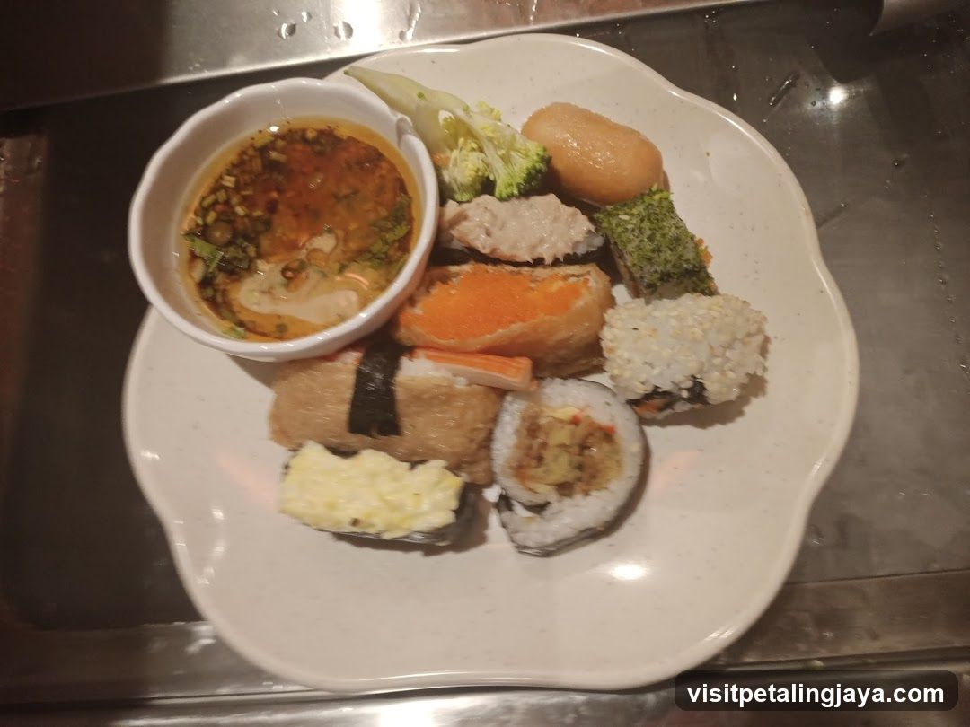 Sushi Platter with Dipping Sauce