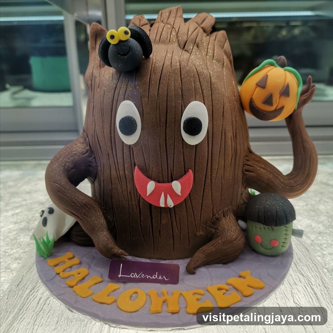 Halloween Tree Cake
