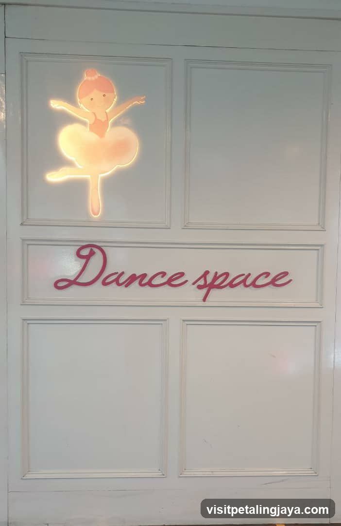 Dance Space Empire Subang
