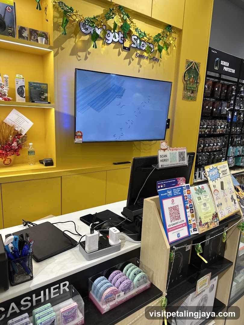 Gadget Store Counter