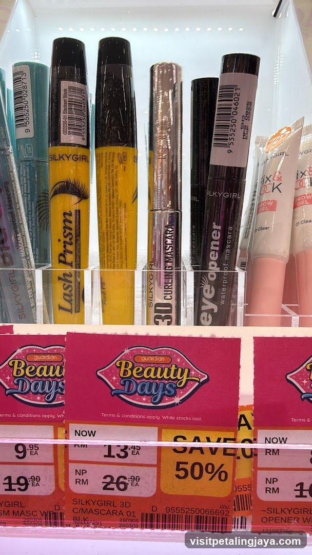 Cosmetics Display