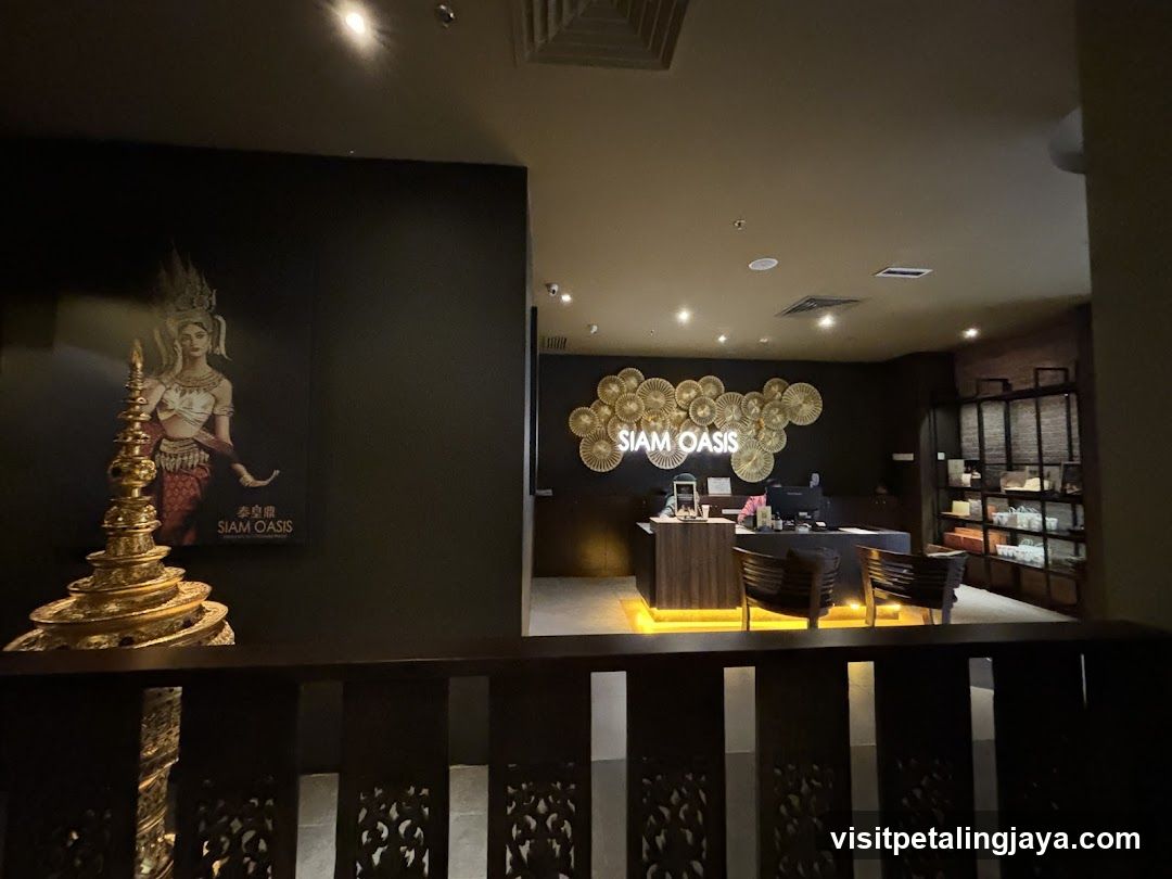 Siam Oasis Reception Area