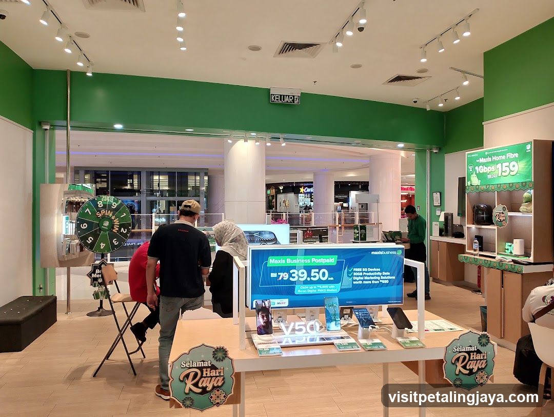 Telecommunications Store Display