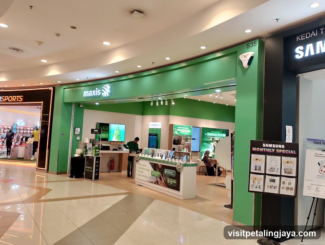 Maxis Centre Aeon Shah Alam