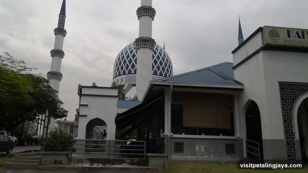 Mosque and Cafe