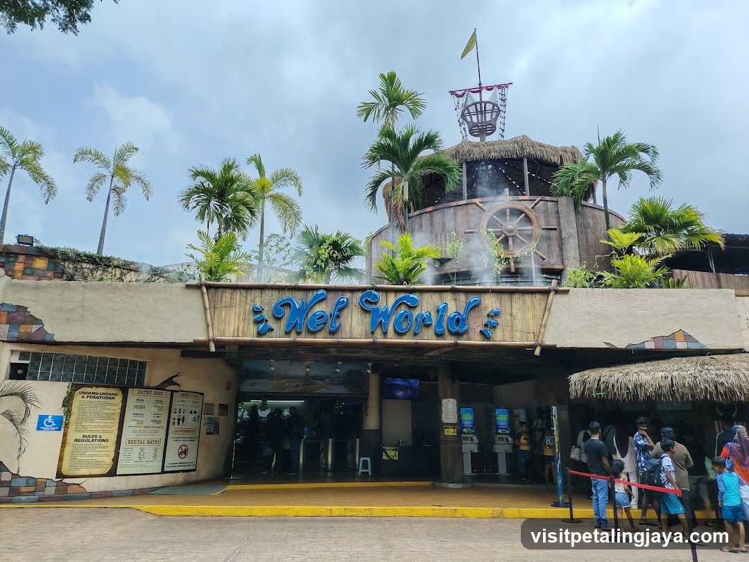 Wet World Water Park Shah Alam