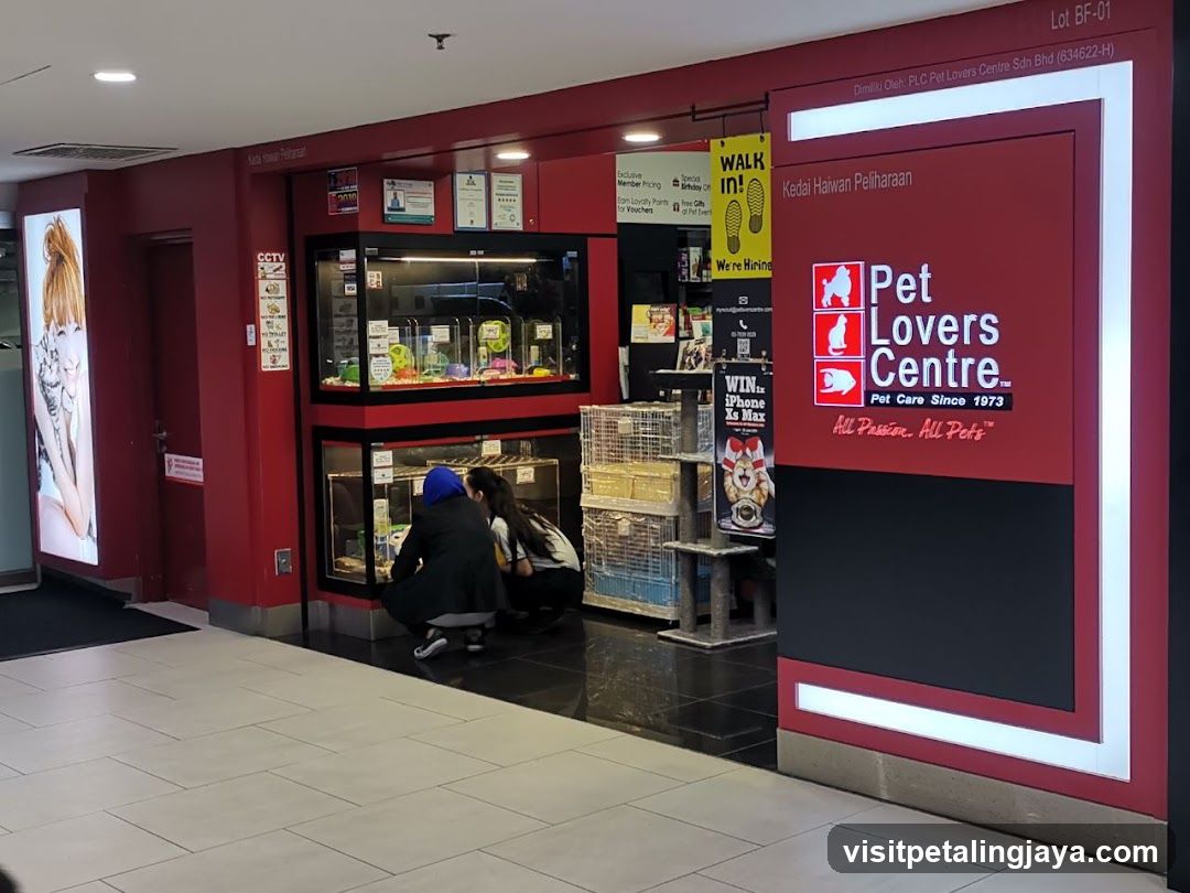 Pet Lovers Centre - Paradigm Mall