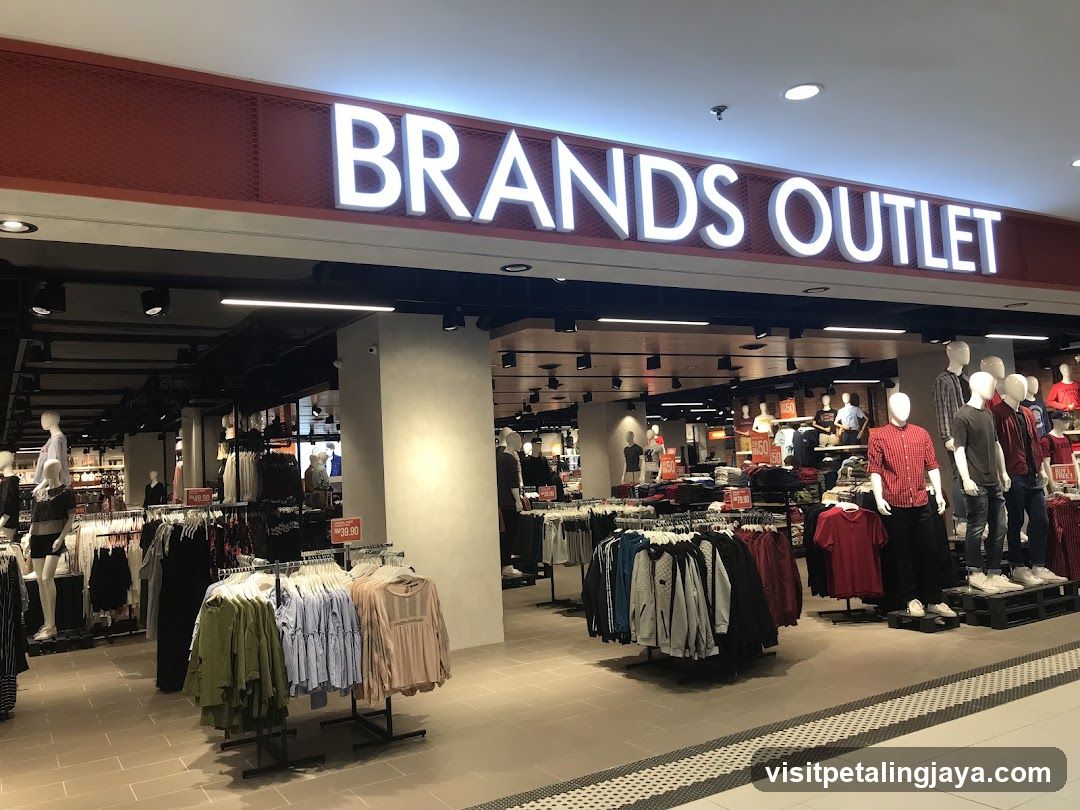Brands Outlet Paradigm Mall JB