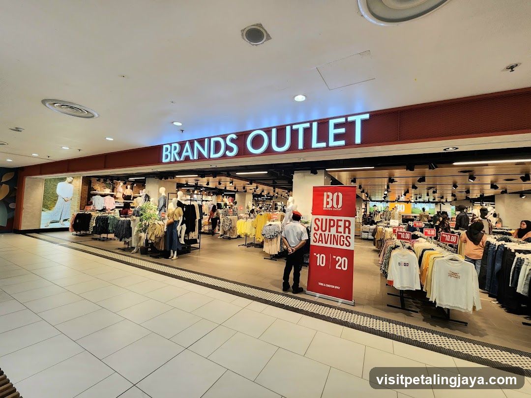 Brands Outlet Paradigm Mall JB
