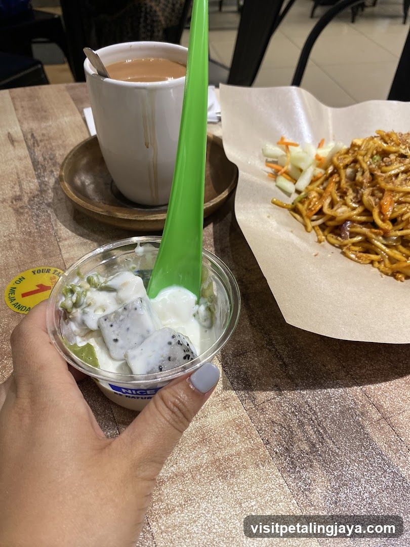 Dessert and Noodles