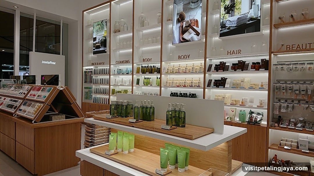 Innisfree Store Interior