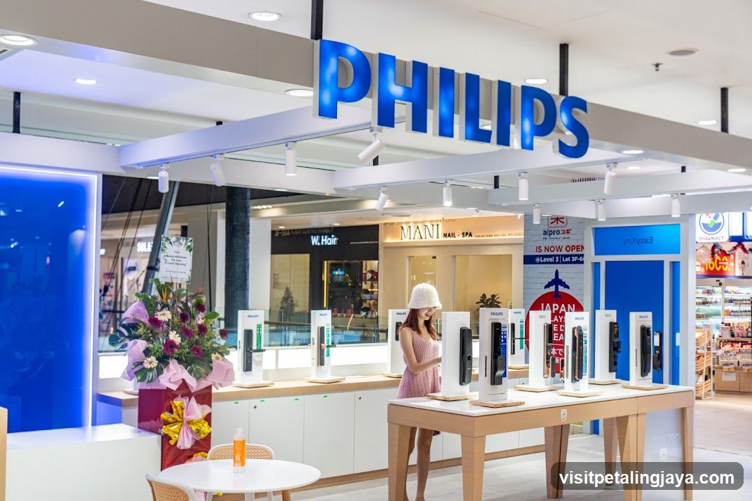 Philips Store Display
