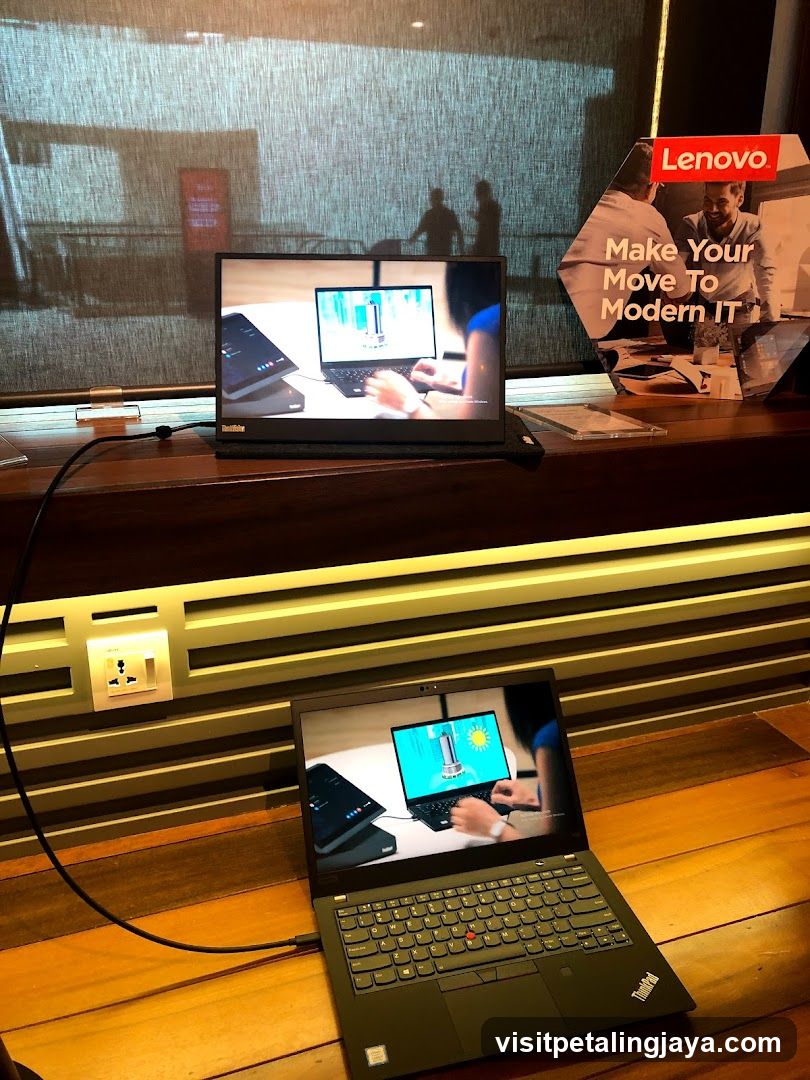 Lenovo Product Display