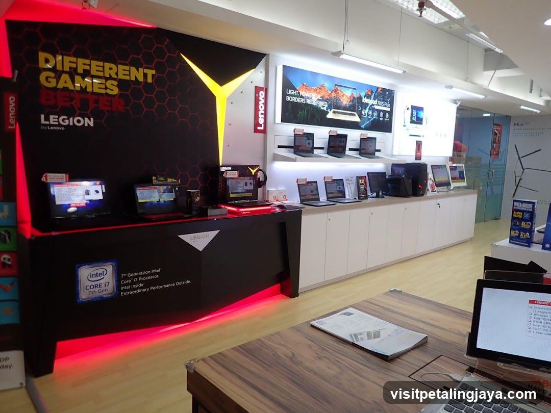 Lenovo Legion Gaming Laptop Display