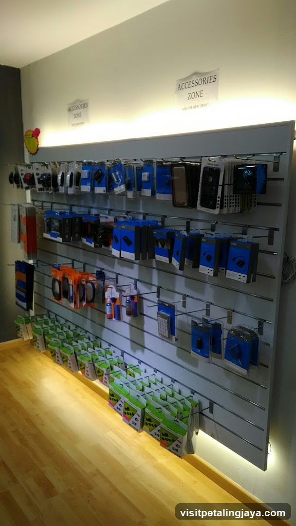 Accessories Display
