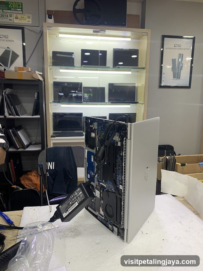 Computer Repair Shop