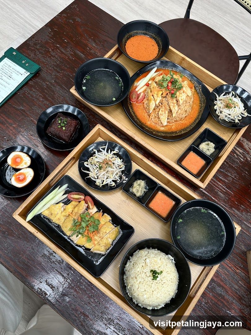 Hainanese Chicken Rice and Laksa